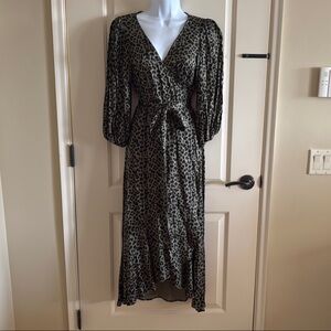 Good American Black Sheath Dress with V-Neck and High Low Hem